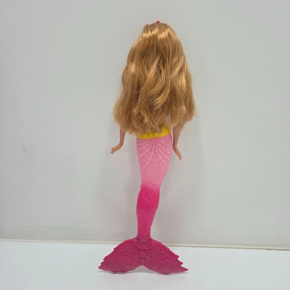 Barbie A Mermaid Tale 2 South America Ambassador Color Change Mirabella Doll